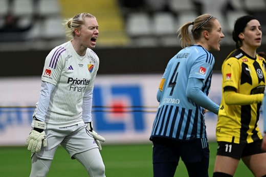 La gardienne de but Hedvig Lindahl lors de la première rencontre de dimanche contre le BK Häcken.
