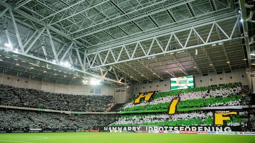 Le public continue d'affluer dans les stades de football suédois de la région de Stockholm.
