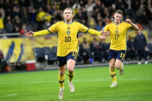 Emil Forsberg (10) a ouvert le score lorsqu'à la 38e minute du match, joué par Viktor Gyökeres (17), il a marqué 1-0 pour la Suède.