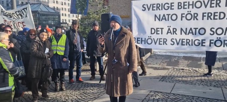 manifestation de l'otan à stockholm