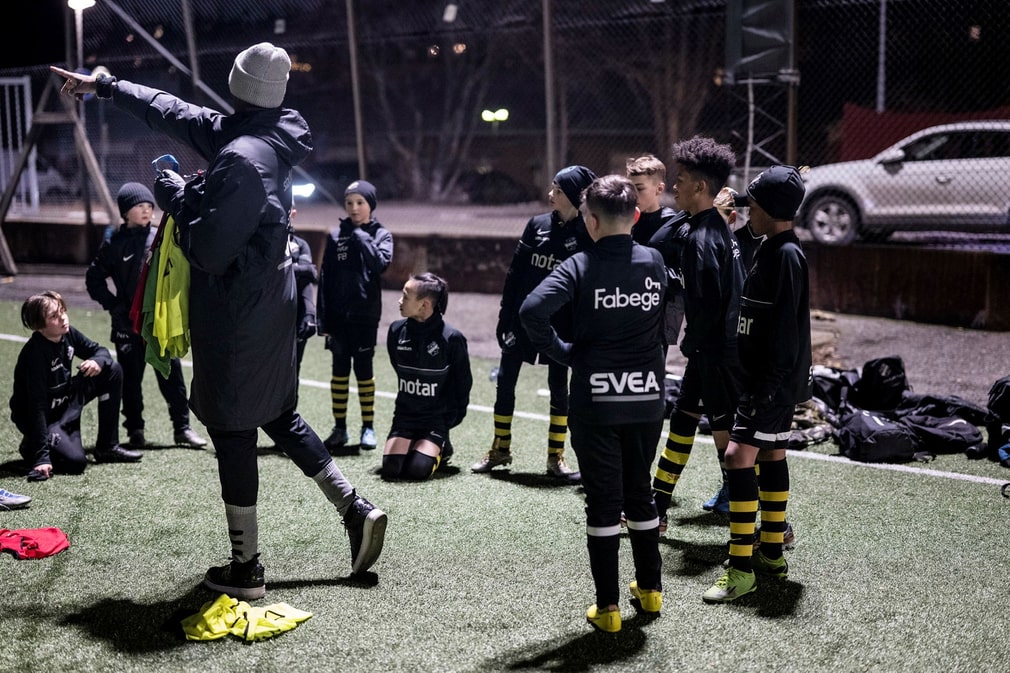 Davantage de joueurs restent plus longtemps dans le club depuis que l'AIK a adopté le modèle sur lequel il travaille actuellement.