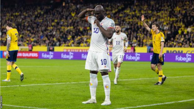 Romelu Lukaku célèbre son premier but pour la Belgique.