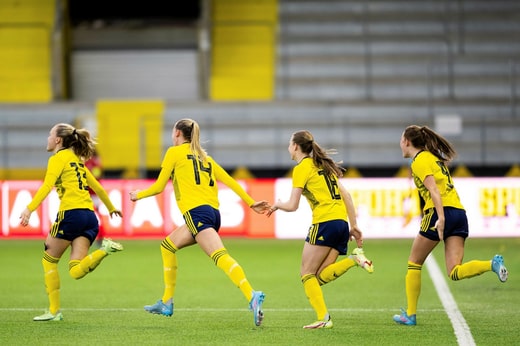 Les joueuses suédoises du F19 célèbrent leur victoire après le match de qualification pour le Championnat d'Europe contre le Danemark l'année dernière.