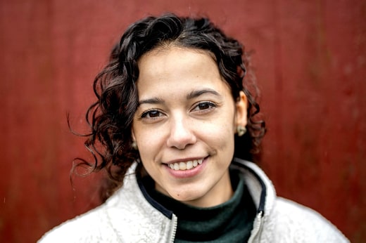 Angelica Bengtsson est au milieu de son projet de diplôme et brille lorsqu'elle parle de prévisions et de calculs.