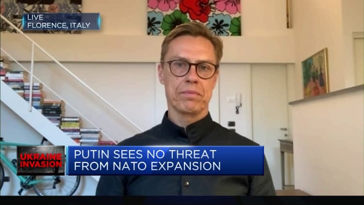 Ancien Premier ministre finlandais : La Russie ne considère pas l'adhésion de la Finlande et de la Suède à l'OTAN comme une menace militaire