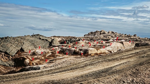 Dans la zone industrielle de Lockryd, au nord de Svenljunga, il est prévu de construire une usine de batteries. La zone est en cours de préparation.