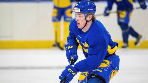 Jonatan Berggren lors d'une séance d'entraînement avec la Tre Kronor à Göteborg.
