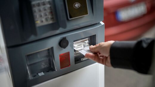 En Suède, il y a peu de compagnies pétrolières, ce qui peut entraîner des problèmes de concurrence.