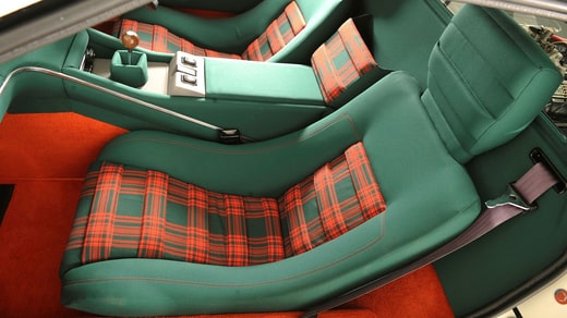 Voici à quoi ressemblait l'intérieur de la Lotus Esprit de James Bond - avec les couleurs des années 70.