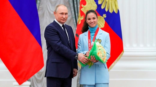 La star du ski Veronika Stepanova a fait à plusieurs reprises l'éloge du président russe Vladimir Poutine.