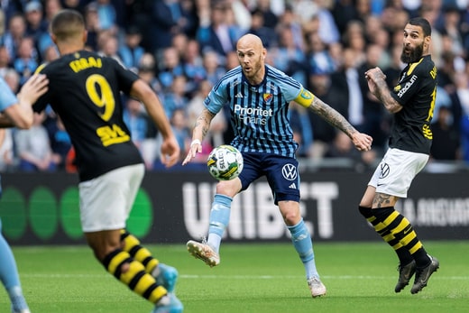 Magnus Eriksson et Jimmy Durmaz ont condamné les scènes qui se sont déroulées dans les tribunes lors de la victoire de Djurgården sur l'AIK au Tele2 arena.