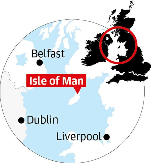 L'île de Man est située au centre de la mer d'Irlande, à cinq miles terrestres de l'Angleterre et de l'Irlande.