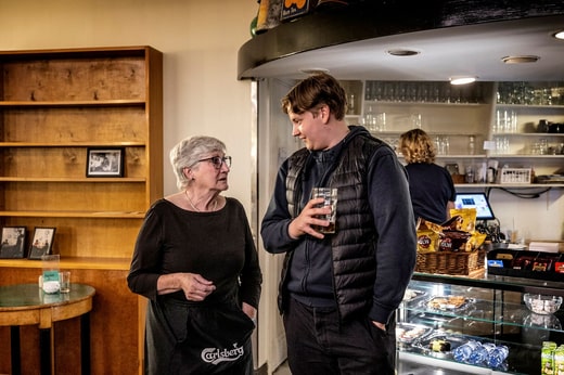 Berit Wahlgren et Lucas Robertson font partie de l'équipe féminine de Djurgården.