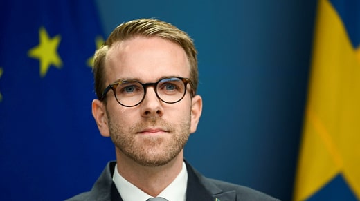 Ministre du logement Andreas Carlson.