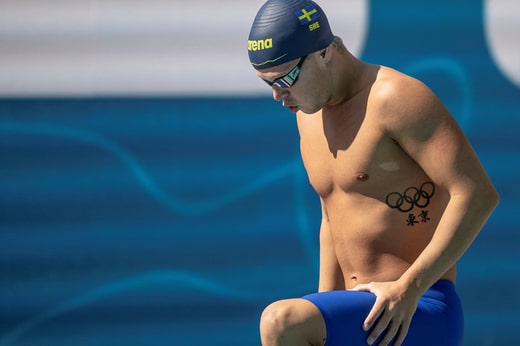 Dans les semaines qui ont suivi l'accident de voiturette de golf, Victor Johansson n'a pas pu nager à cause de la douleur, mais des semaines d'entraînement intense l'attendent maintenant chez lui, en Suède. Photo d'archive.