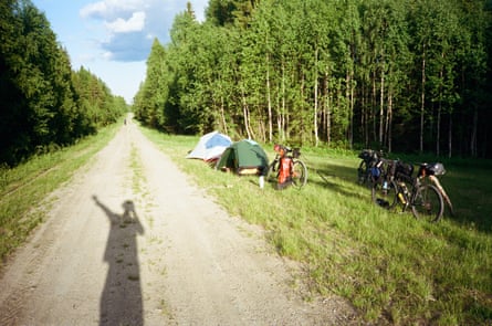 Camping sur la piste en Suède