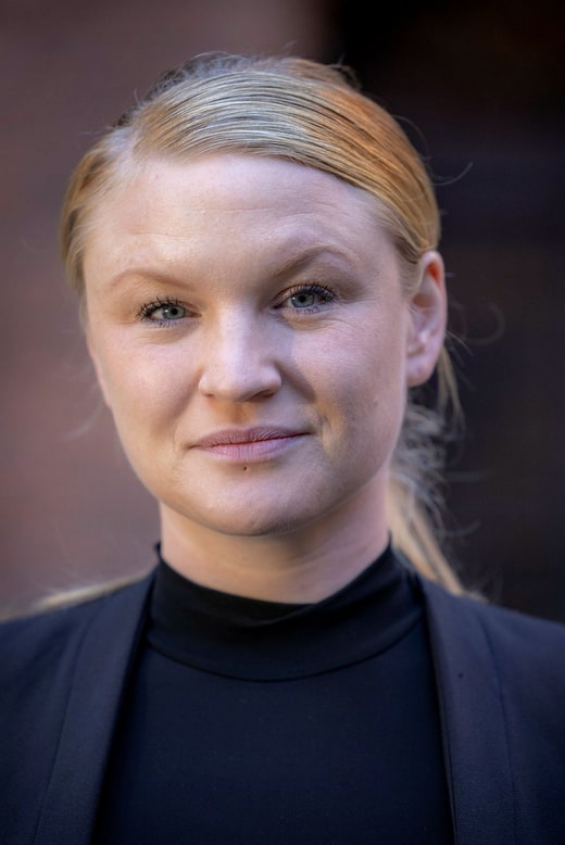 La ville de Stockholm est prête à racheter des propriétés communautaires, selon Clara Lindblom.