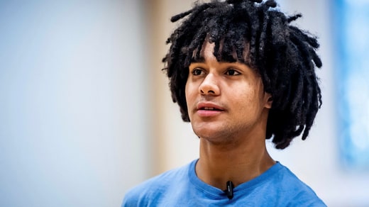 L'arrière Elliot Cadeau devrait être sélectionné lors de la draft NBA de 2024. La saison prochaine, il jouera pour l'équipe universitaire que Michael Jordan a déjà représentée.