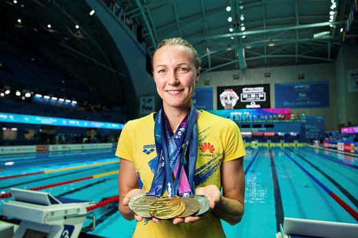 Lors des Championnats du monde 2019 à Gwangju, Sarah Sjöström est devenue la première femme à remporter cinq médailles en natation lors d'un même championnat.