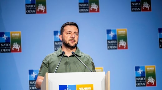 Le président ukrainien Volodymyr Zelenskyj ne veut pas voir d'athlètes russes aux Jeux olympiques, qu'ils concourent sous un drapeau neutre ou non.