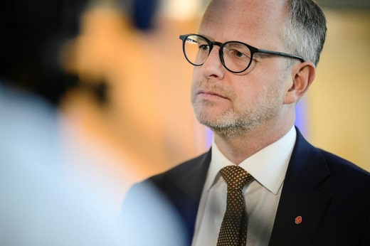 Mikael Damberg, porte-parole des sociaux-démocrates pour la politique financière, critique également les bénéfices des banques.