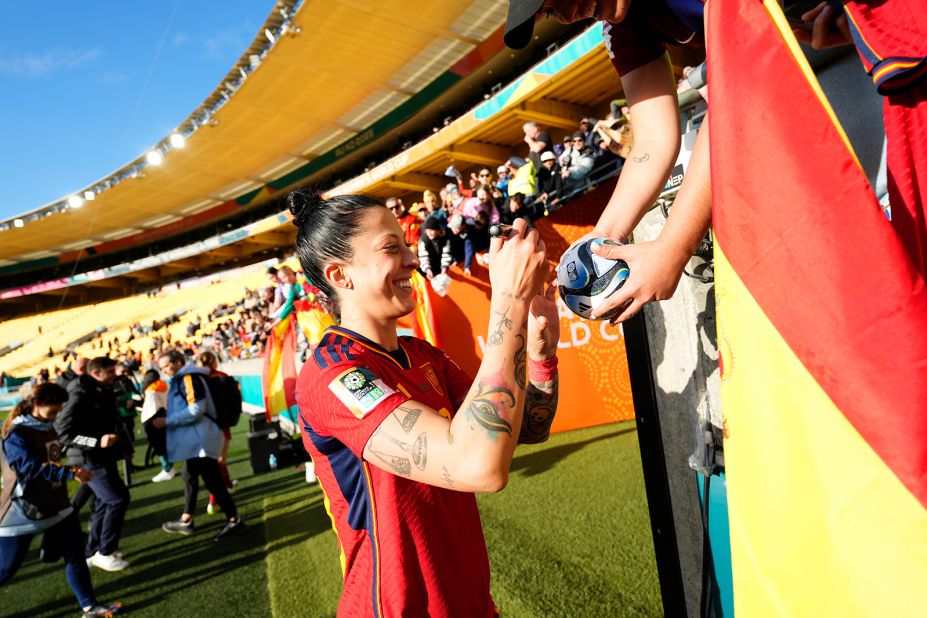 Jennifer Hermoso de l'Espagne célèbre la victoire après le match contre les Pays-Bas à Wellington, Nouvelle-Zélande, le 11 août.