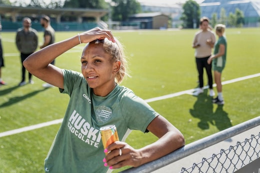L'ascension. Madelen Janogy lors d'un entraînement d'été en 2022. Depuis son retour en Damallsvenskan, Hammarby a terminé septième (2021) et cinquième (2022). Il est désormais en tête du classement avant la phase finale de 2023.