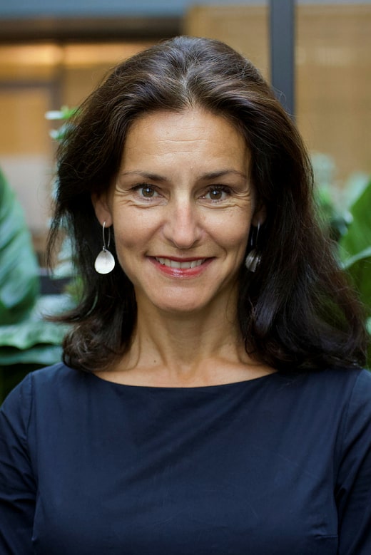 La directrice générale de l'administration suédoise des transports, Franciska Ramsberg, dirige les négociations sur la manière de sauver les finances de la West Link après l'important excédent budgétaire.