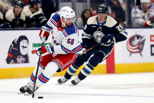 Le centre suédois des New York Rangers Erik Gustafsson, qui a signé un contrat d'un an avec le club, a marqué deux buts lors de la victoire 5-3 des Rangers sur Detroit.