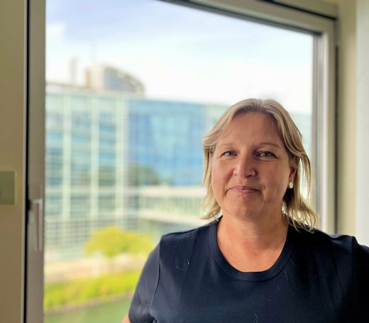 - Nous devons cesser de dépendre de la Chine, déclare l'eurodéputée Karin Karlsbro (G).