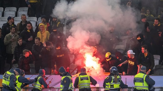 Agitation dans les tribunes lors de Malmö FF-Elfsborg.