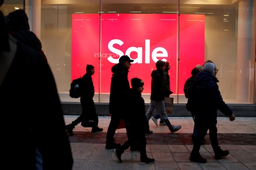 Si vous achetez des articles en ligne, vous devez vous assurer de l'authenticité de la boutique. Un conseil : vérifiez s'il y a des coordonnées de contact pour le magasin.