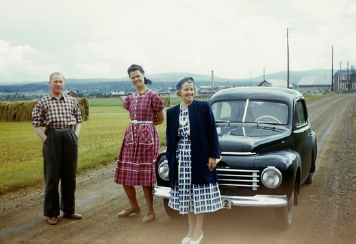 La possession d'une voiture est devenue de plus en plus courante dans les années 1950.