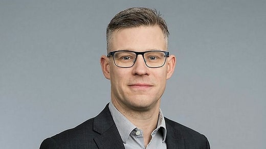 Anders Ådahl est membre du Parlement pour le Parti du Centre.