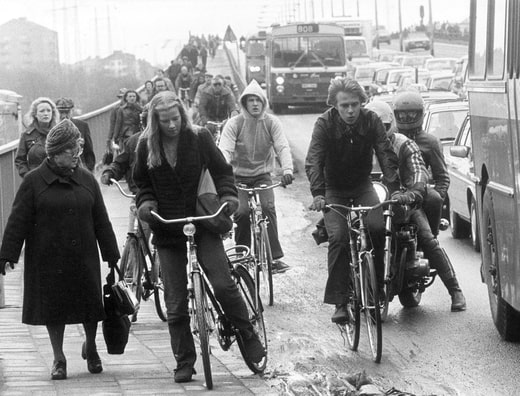 La grève de 1980 a mobilisé plus de 700 000 personnes et a durement touché les transports publics. Les Stockholmois ont pris le vélo