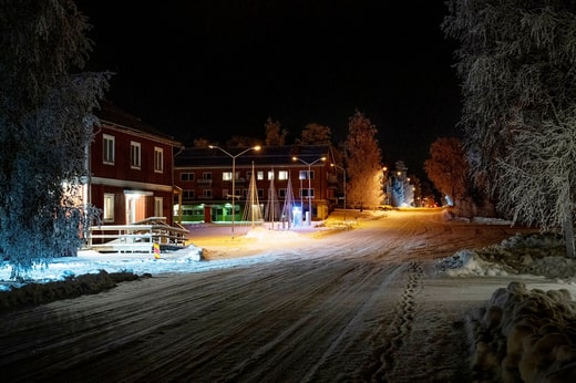 Au début des années 1970, Fredrika était encore une municipalité indépendante. L'Agence des domaines de l'État disposait d'un grand bureau et le poste de l'Agence des routes comptait une vingtaine d'employés - aujourd'hui, tout a été rationalisé.