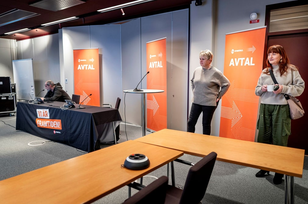 La technologie est testée dans les heures qui précèdent le premier conseil syndical numérique de l'année. Le Conseil parlera de la grève, mais la question principale de cette journée est celle des nouveaux emplois dans les établissements. Le Conseil y est favorable.