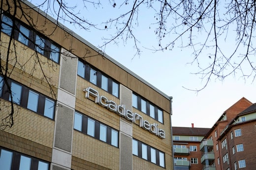Academedia est le plus grand groupe éducatif d'Europe du Nord, avec 200 000 étudiants et 20 000 enseignants.