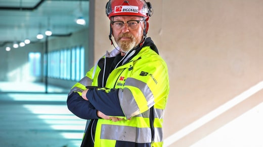Johan Lindholm est président de Byggnads.