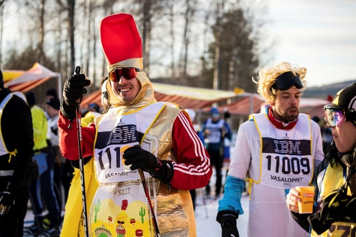 Vous avez de la famille ou des amis qui voyagent ? Dans ce cas, vous pouvez les suivre tout au long de leur voyage de différentes manières.