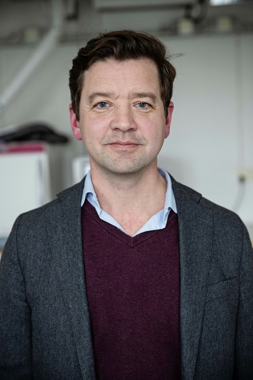 Lars Evenäs pense que la chimie a une connotation négative pour de nombreuses personnes.