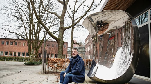 Aleksandar Matic est professeur de physique des matériaux à l'université de technologie de Chalmers et expert en batteries.