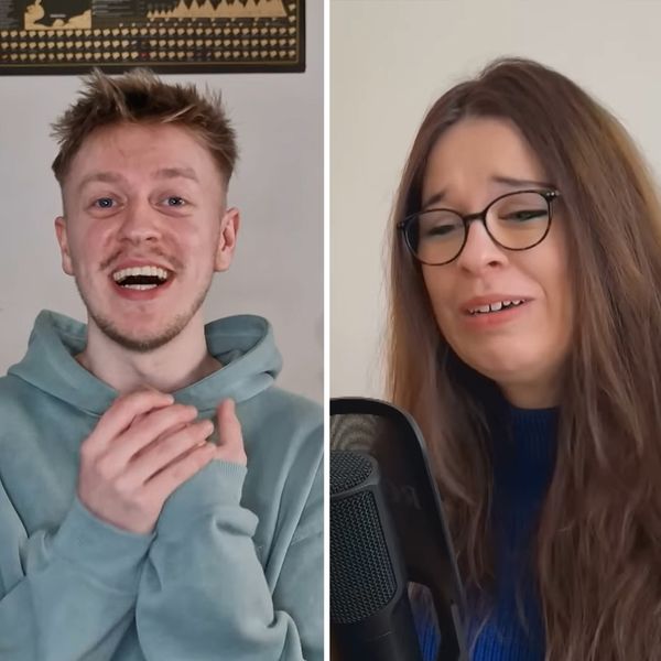 Trois personnes réagissent à Marcus et Martinus