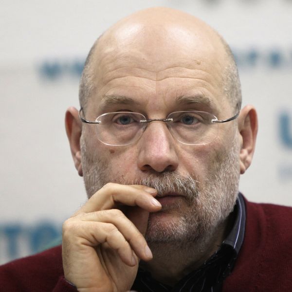 Photo : Alexander Zemlianichenko Boris Akounine, écrivain russe.